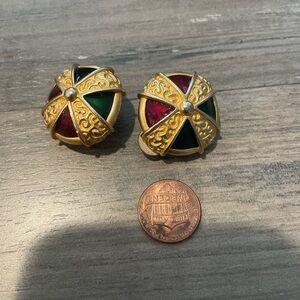 AK vintage earrings clip